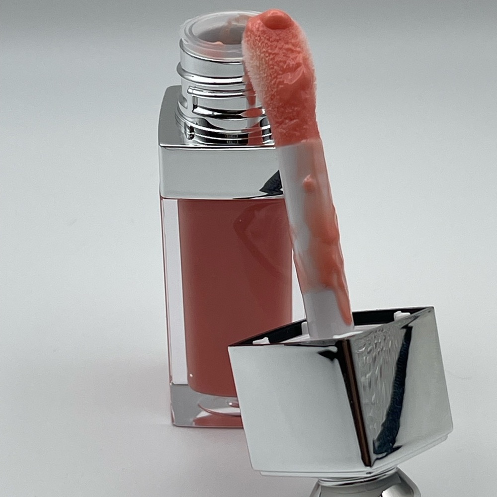 Luxurious Nude Lip Gloss